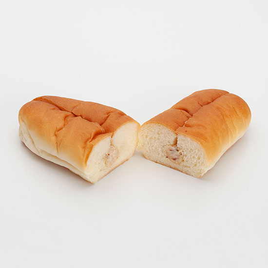 【10月の新商品!】ふわもちコッペ(ラムレーズンクリーム)